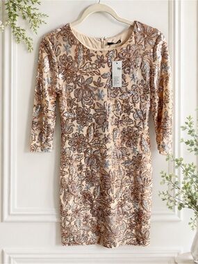 NWT TFNC London Paris Sequin Floral Bodycon Cocktail Dress Size 12
